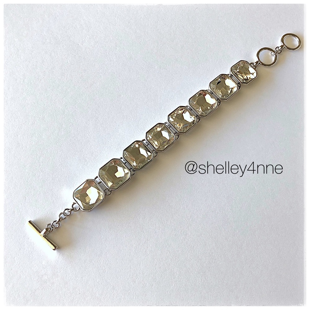 Retro Glam Clear Bracelet